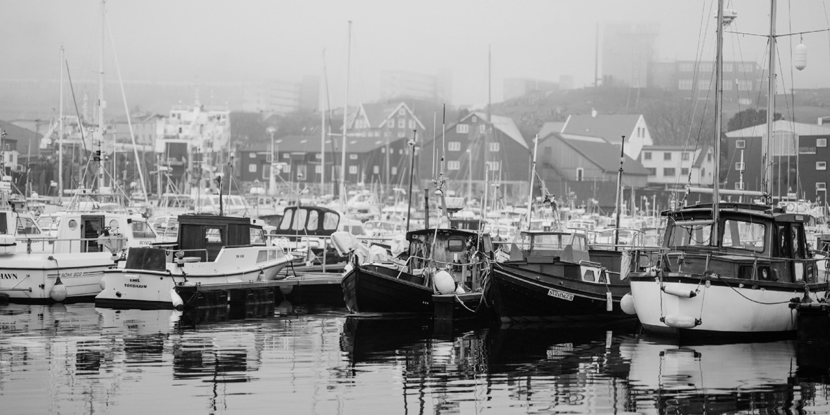 Boote-im-hafen